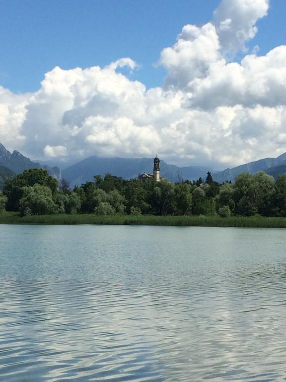 B&B Il Portico Del Conte Bosisio Parini Exteriör bild